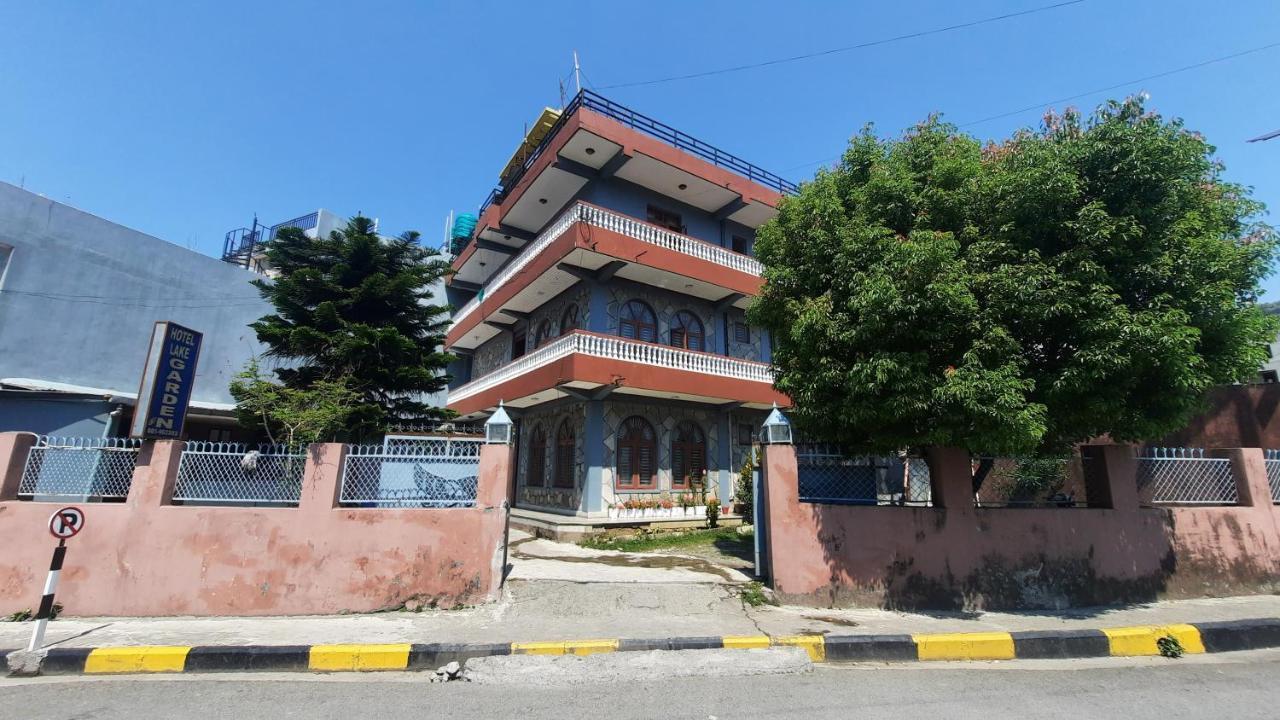 Hotel Lake Garden Pokhara Kültér fotó