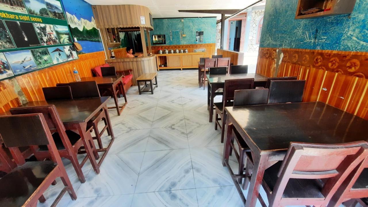Hotel Lake Garden Pokhara Kültér fotó
